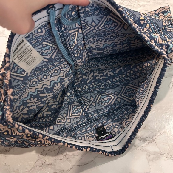 Patagonia Women's Baggies Shorts Size S Print Pattern Drawstring - Picture 8 of 12